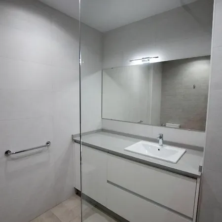 Coronado 4 Menyber נרחה