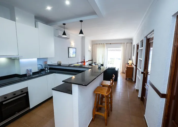 Coronado 4 Menyber شقة