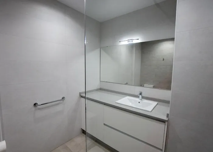 Coronado 4 Menyber نيرخا